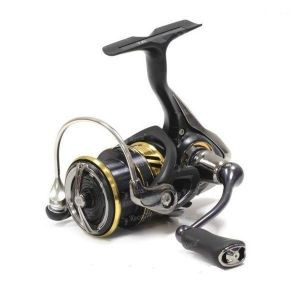 Котушка Daiwa Legalis LT 17 2000D