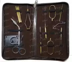 Набор инструментов для вязания мушек Strike в чехле